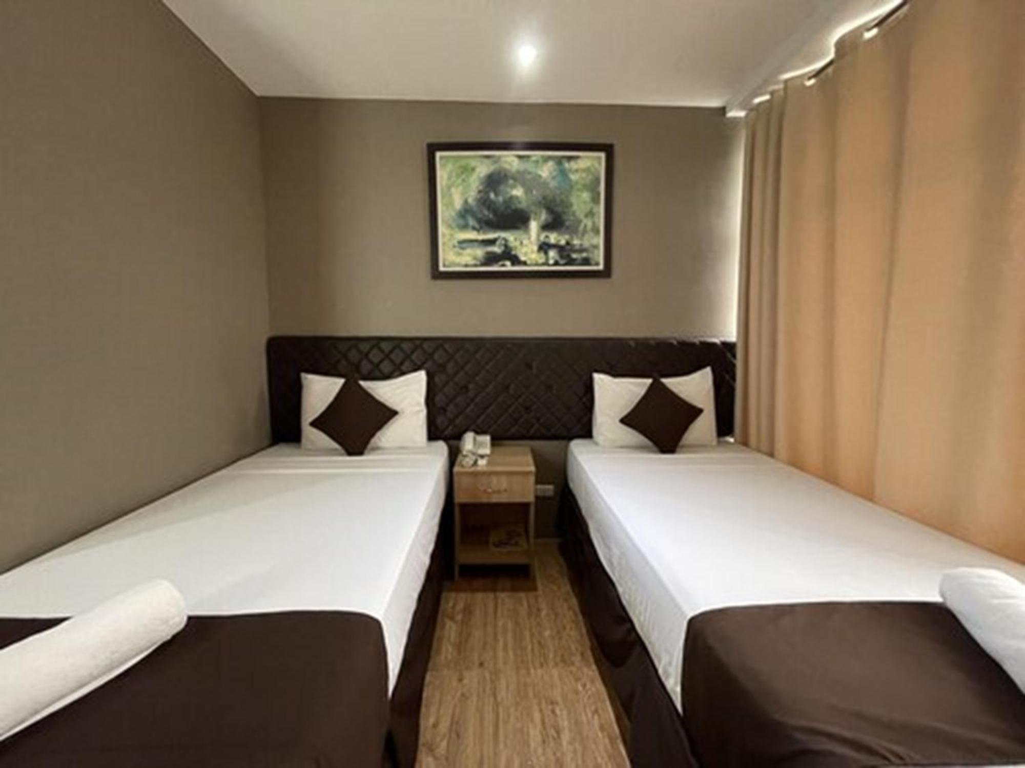 Cebu Capitol Central Hotel & Suites Powered By Cocotel Room photo
